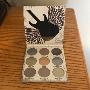 Crown Glam Metals 9-pan Eyeshadow Palette NIB